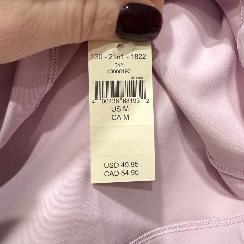 Offline by Aerie - Soft Lilac Short Sleeve Women's Tee ~ Size M - Picture 5 of 7